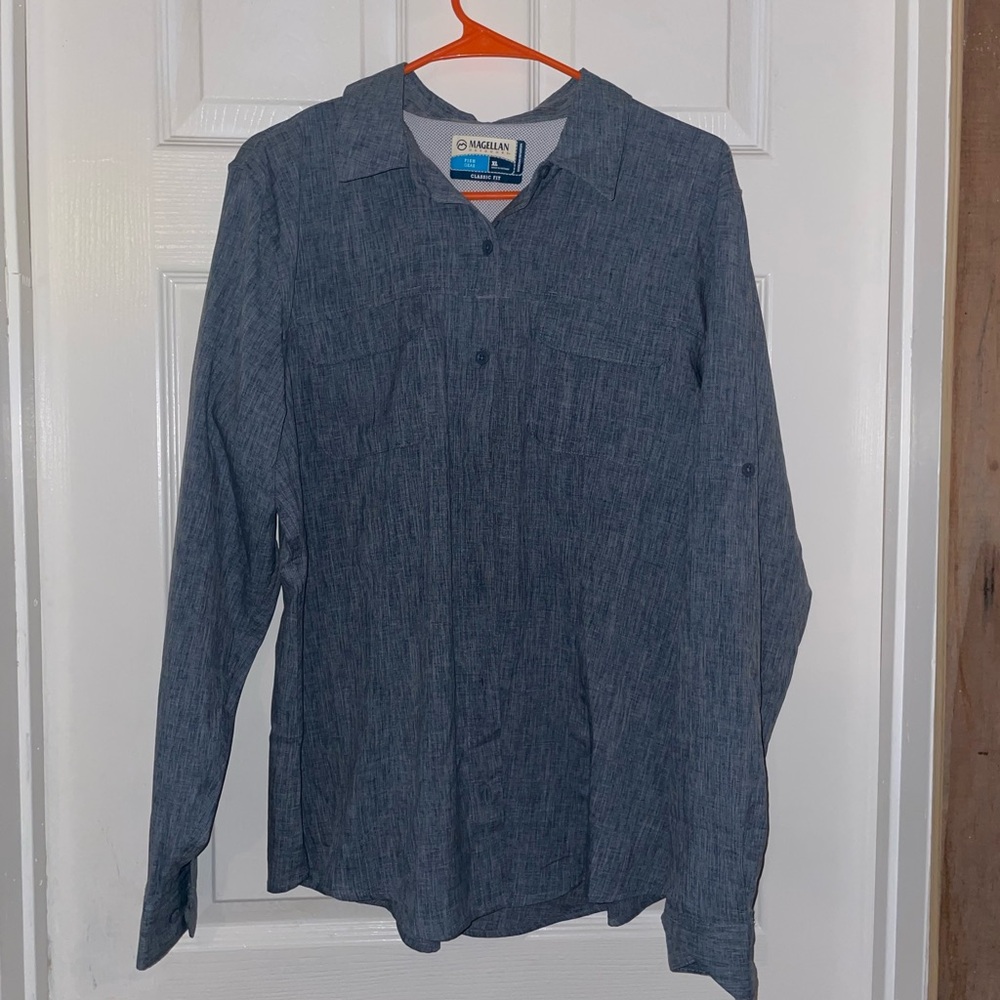 Magellan Outdoors Women’s Button Down NWT